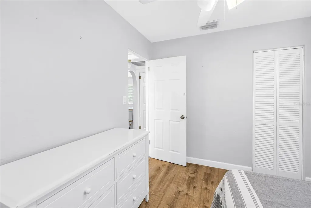 5213 Tangerine Avenue S Gulfport FL 33707