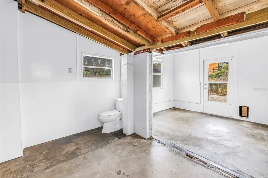 5213 Tangerine Avenue S Gulfport FL 33707
