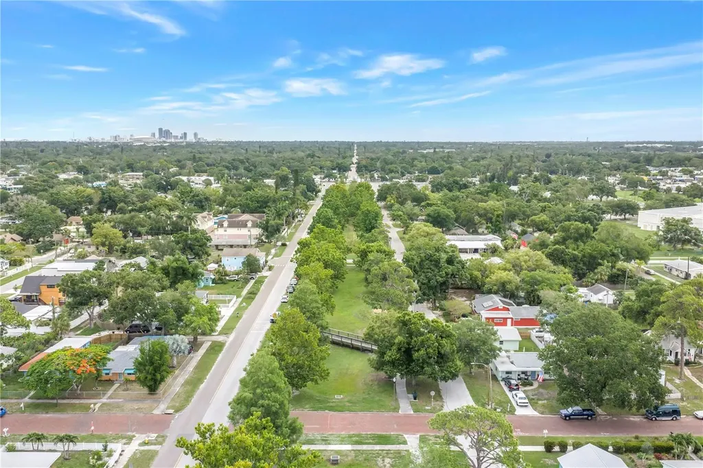 5213 Tangerine Avenue S Gulfport FL 33707