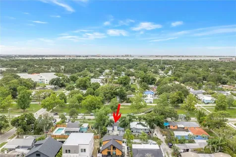5213 Tangerine Avenue S Gulfport FL 33707