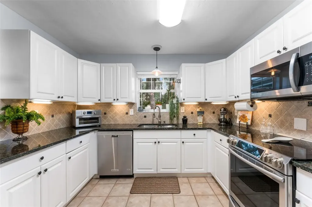 12224 NW 10th Place Newberry FL 32669