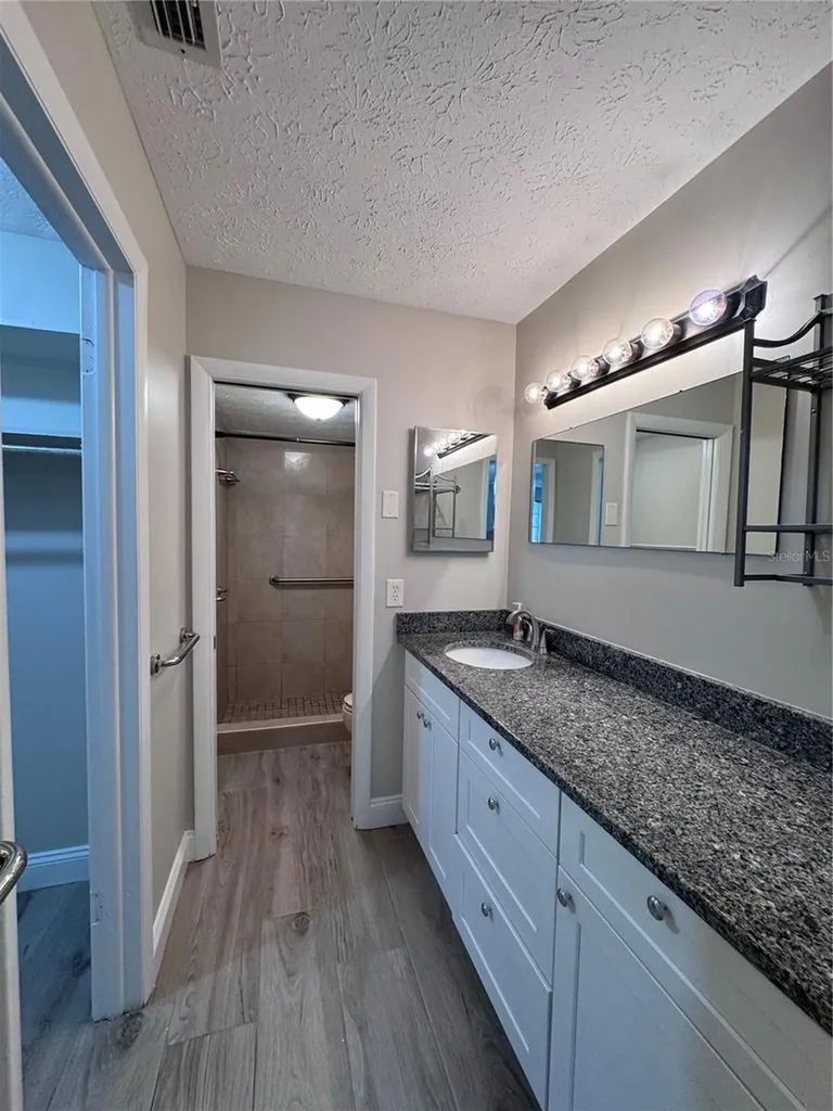 4380 Lake Underhill Road Orlando FL 32803