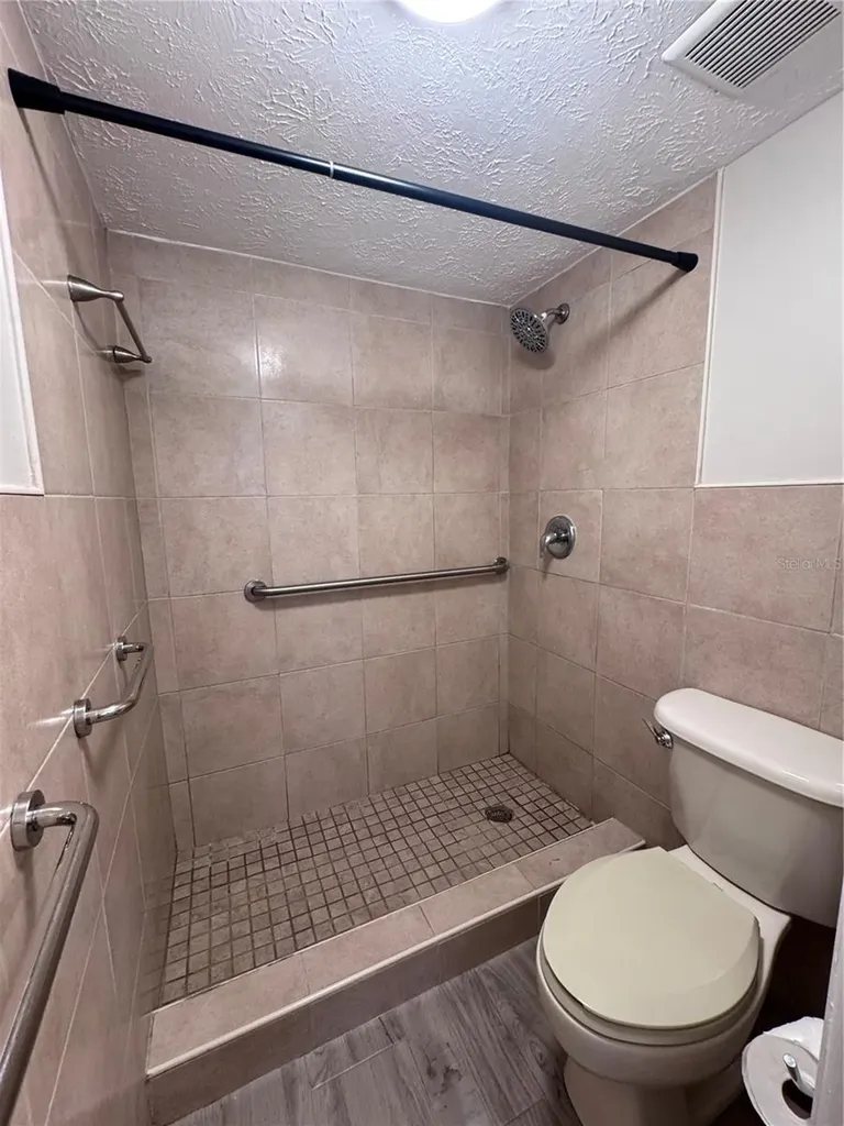 4380 Lake Underhill Road Orlando FL 32803