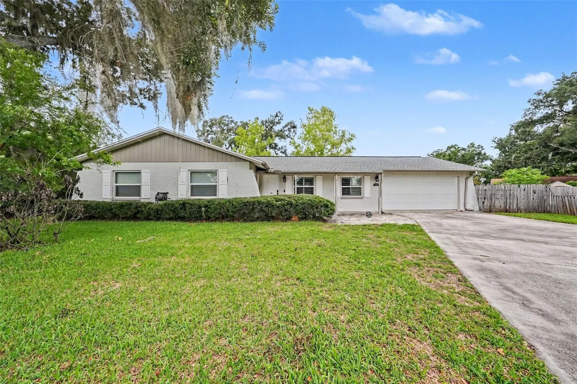 411 Merlin Court Brandon FL 33510