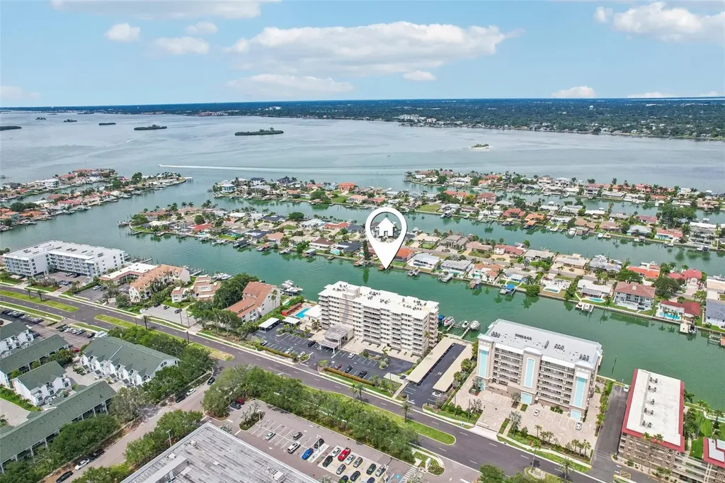 223 Island Way Clearwater Beach FL 33767