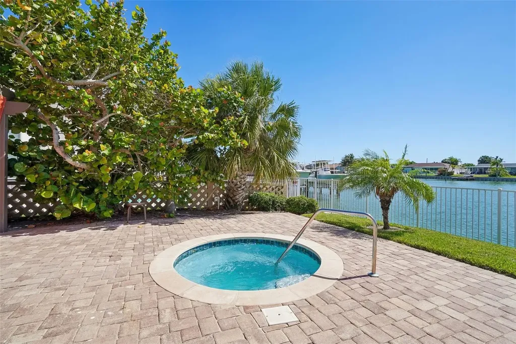 223 Island Way Clearwater Beach FL 33767