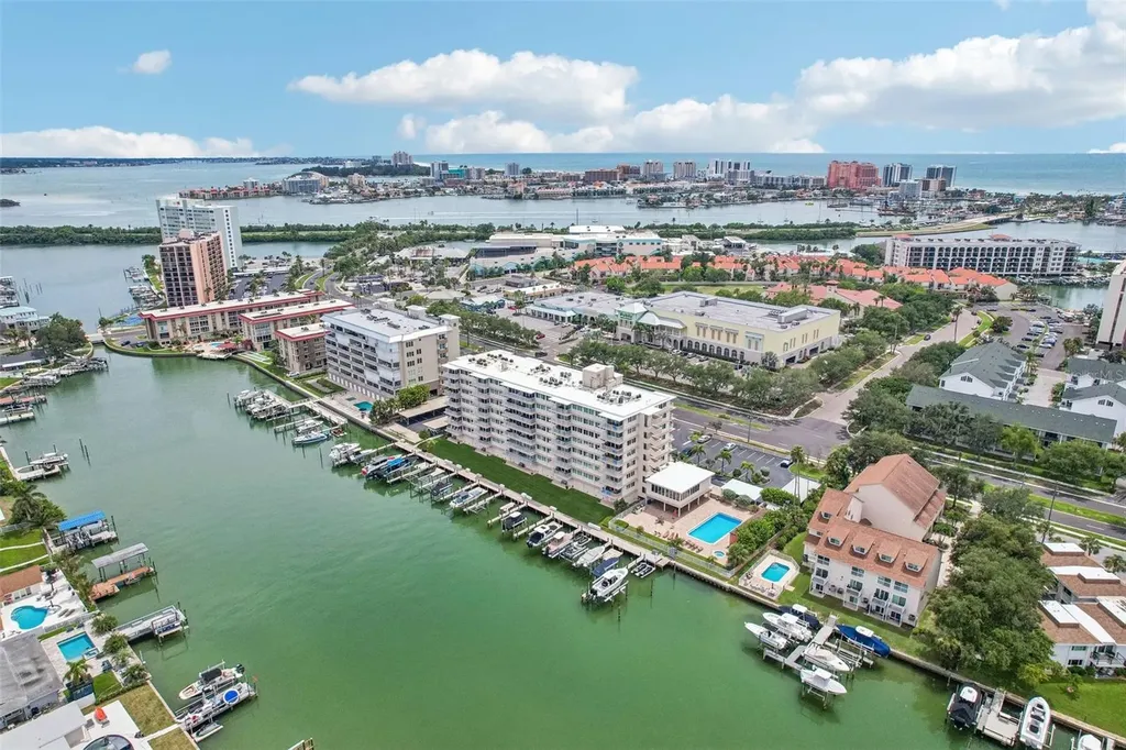 223 Island Way Clearwater Beach FL 33767
