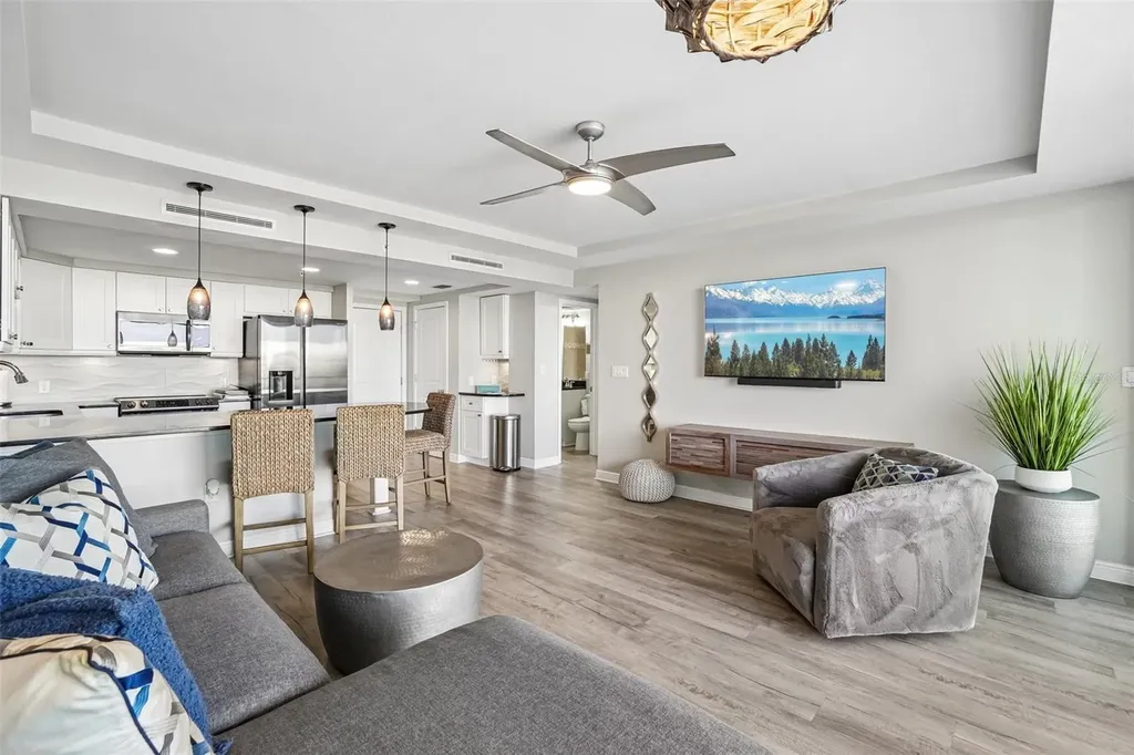 223 Island Way Clearwater Beach FL 33767