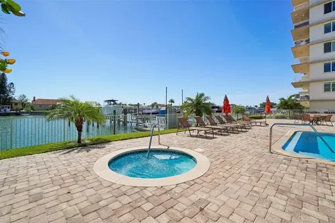 223 Island Way Clearwater Beach FL 33767