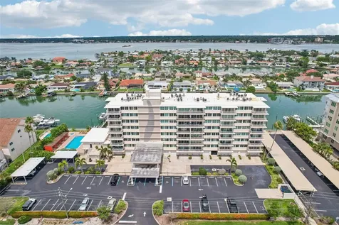223 Island Way Clearwater Beach FL 33767