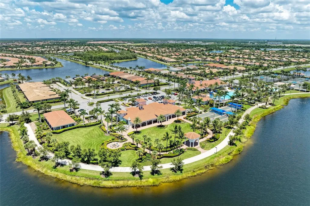 13825 Rinuccio Street Venice FL 34293
