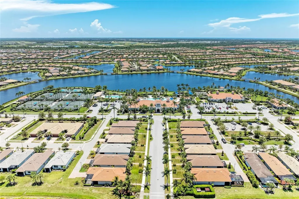 13825 Rinuccio Street Venice FL 34293