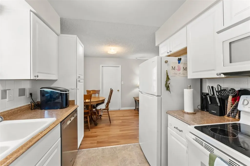 2710 W County Road 44 Eustis FL 32726