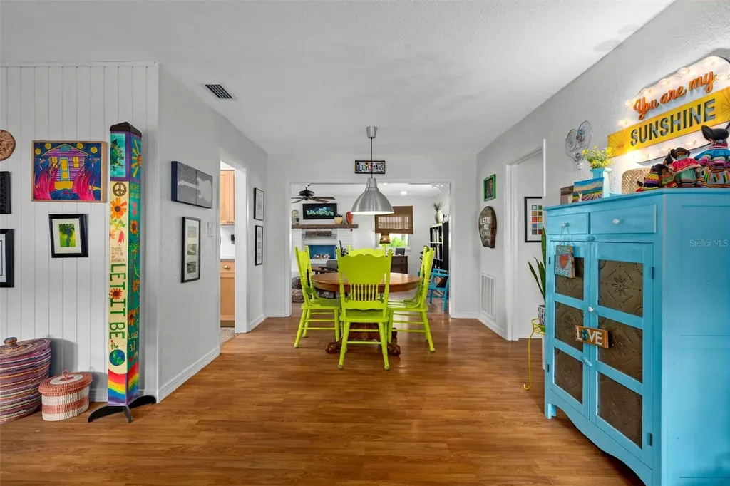 818 Wilkie Street Dunedin FL 34698