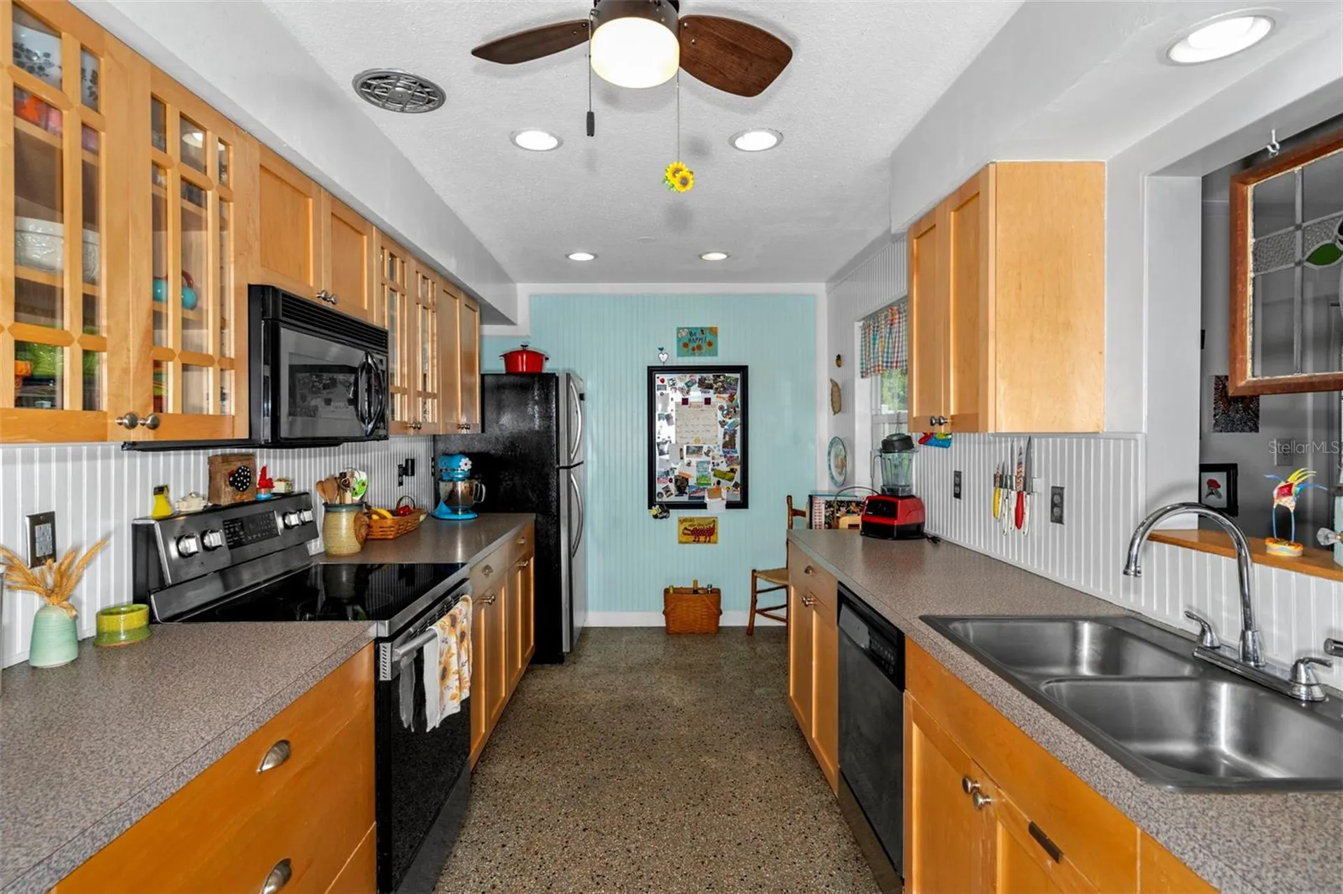 818 Wilkie Street Dunedin FL 34698