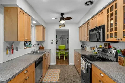 818 Wilkie Street Dunedin FL 34698
