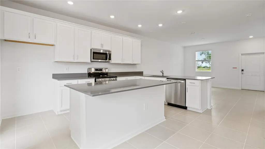 2204 Red Sun Street Apopka FL 32703