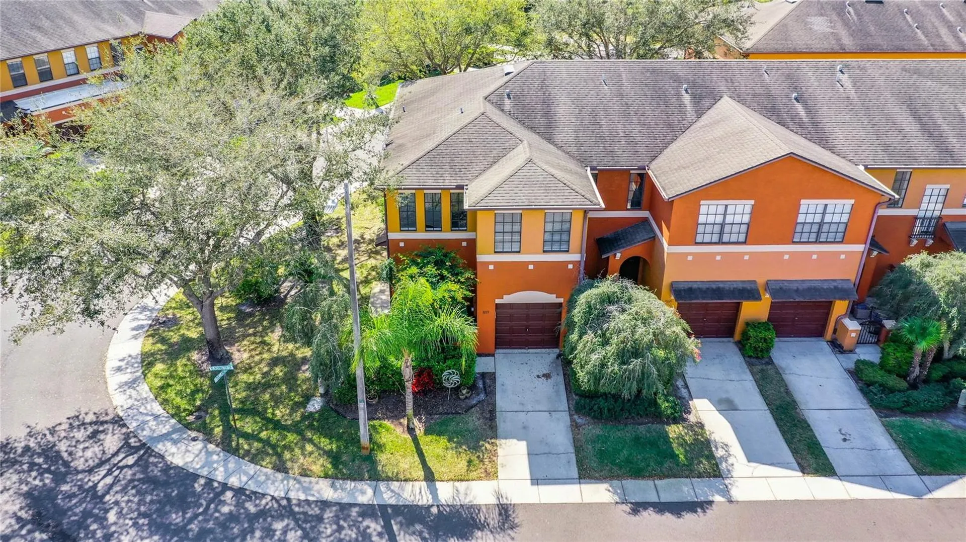 1019 Blackwater Wesley Chapel FL 33543
