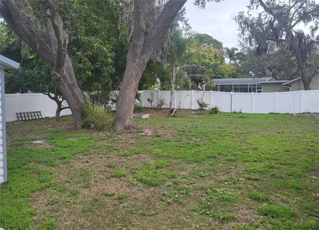 7412 5th Avenue NW Bradenton FL 34209