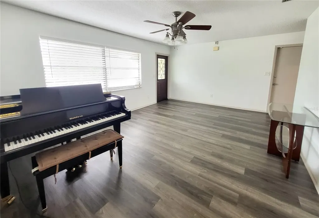 7412 5th Avenue NW Bradenton FL 34209