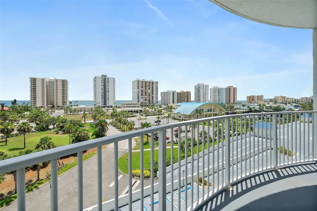 2 Oceans West Boulevard Daytona Beach Shores FL 32118