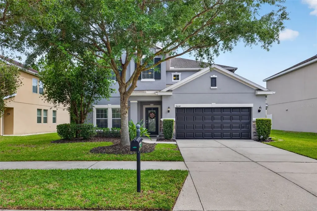 9634 Oak Glade Avenue Tampa FL 33647
