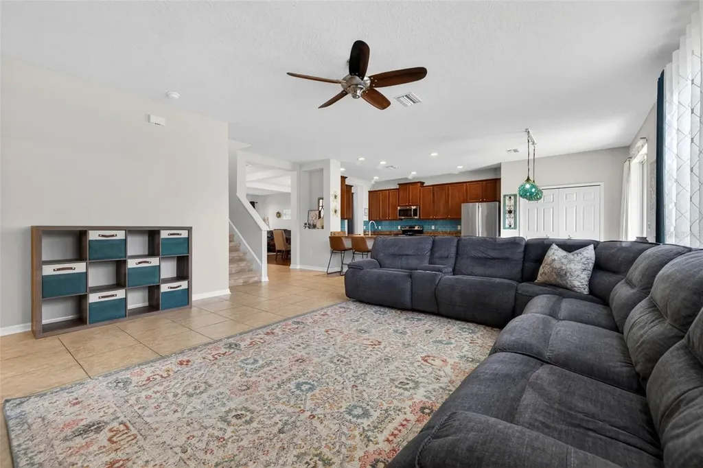 9634 Oak Glade Avenue Tampa FL 33647