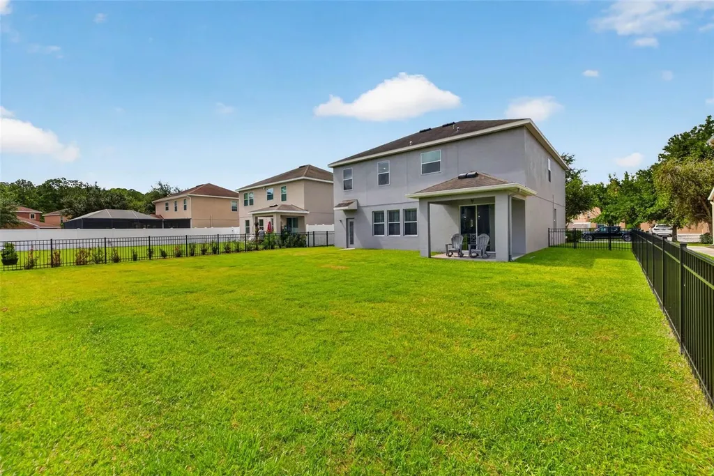9634 Oak Glade Avenue Tampa FL 33647