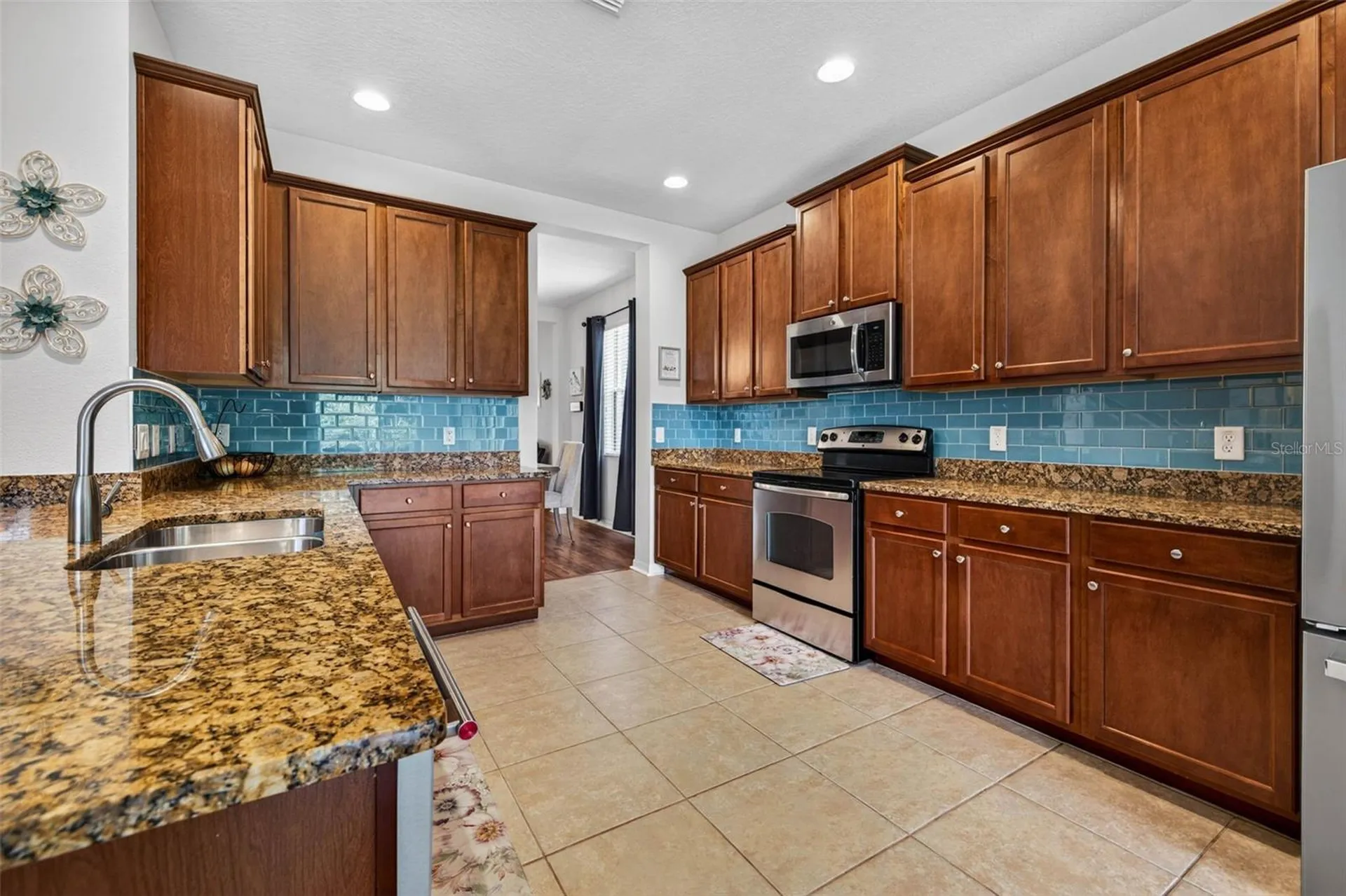 9634 Oak Glade Avenue Tampa FL 33647