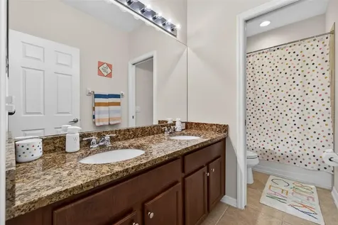 9634 Oak Glade Avenue Tampa FL 33647