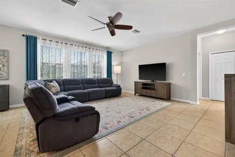 9634 Oak Glade Avenue Tampa FL 33647