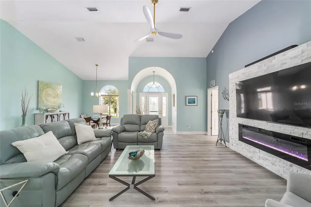 5016 NW 18th Street Ocala FL 34482