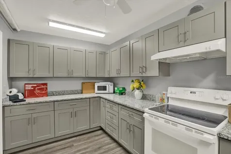 1204 11th Circle SE Largo FL 33771