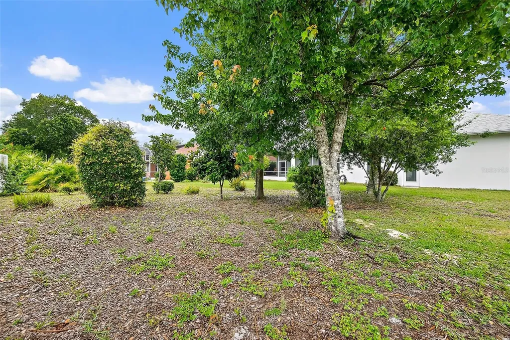 8 Eastgate Lane Palm Coast FL 32164
