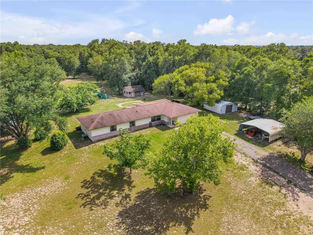 1167 Ohio Street De Leon Springs FL 32130