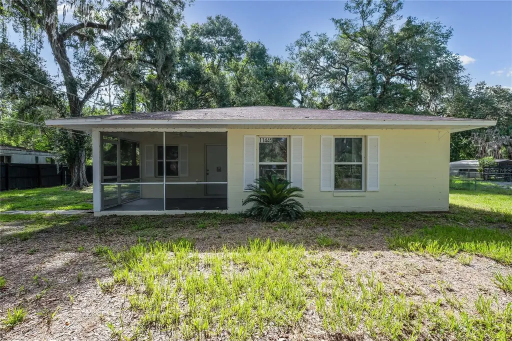 11445 Cr 675 Webster FL 33597