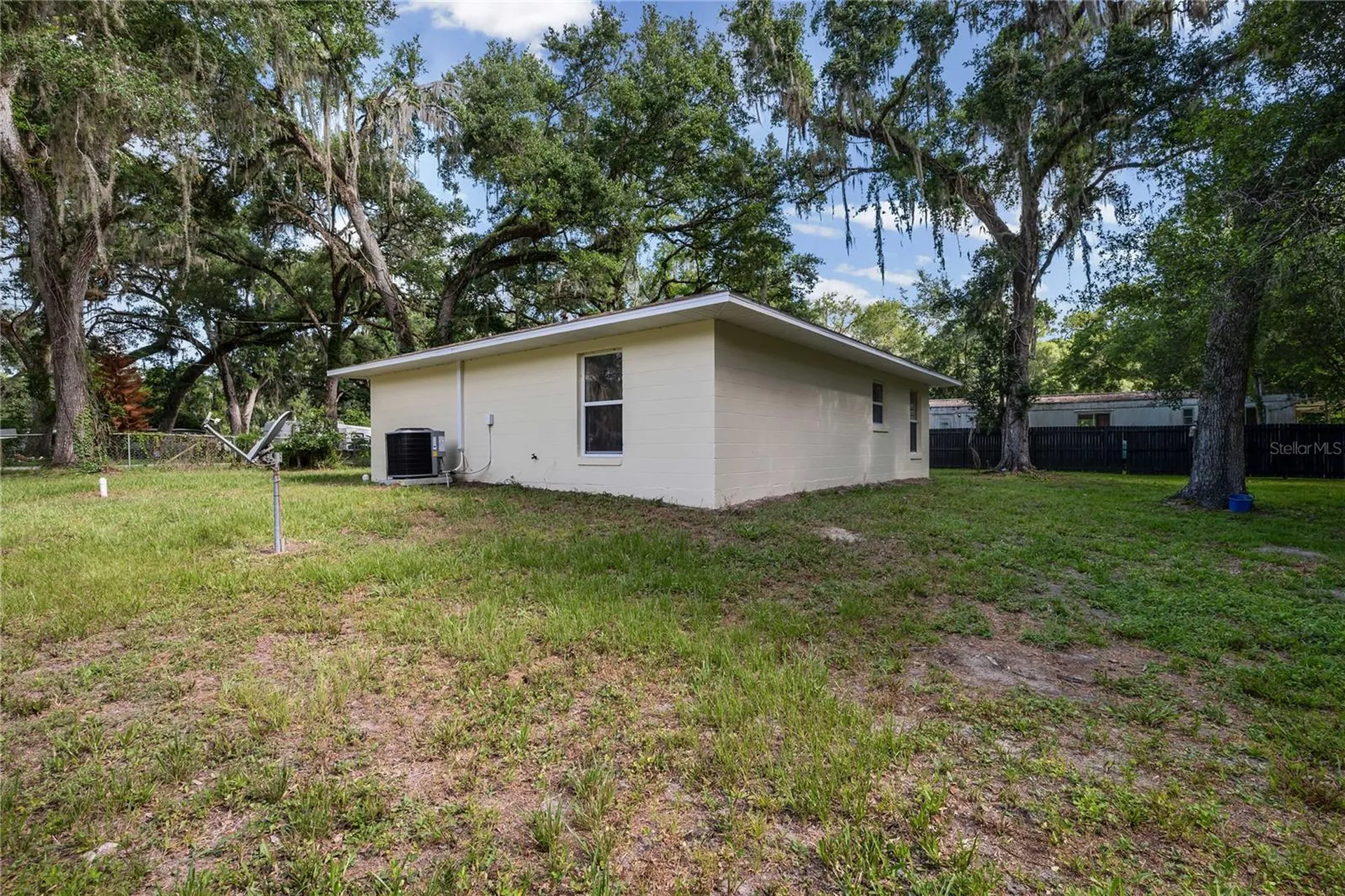 11445 Cr 675 Webster FL 33597