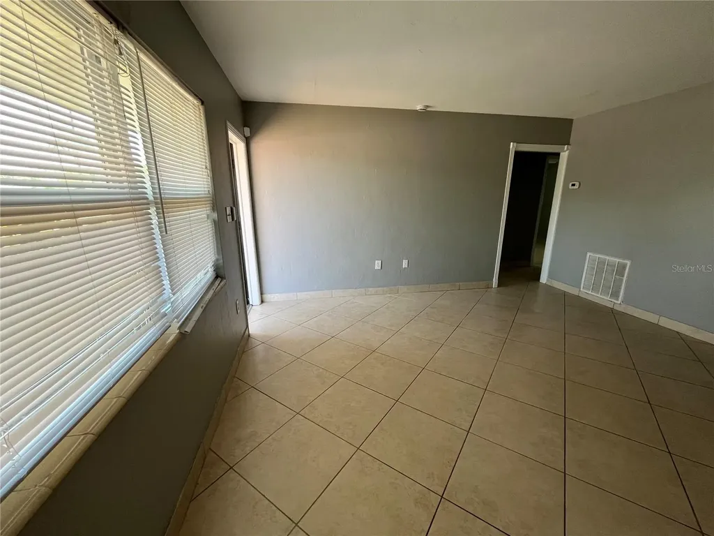 2154 Inner Cass Circle Sarasota FL 34231