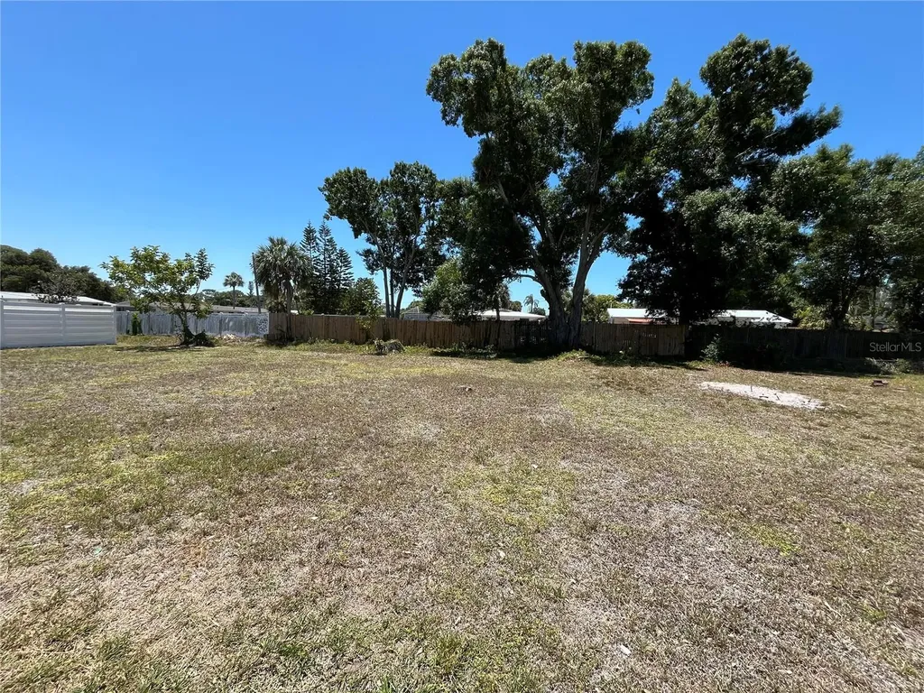 2154 Inner Cass Circle Sarasota FL 34231