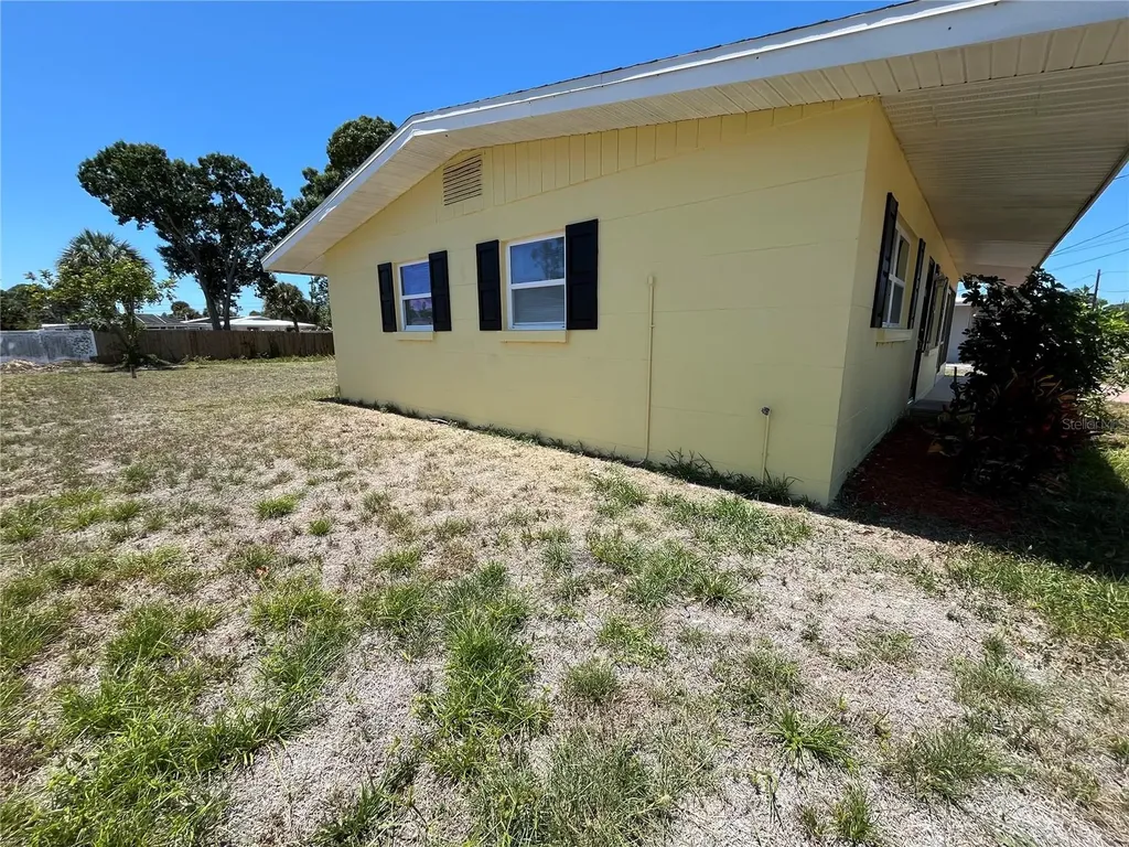 2154 Inner Cass Circle Sarasota FL 34231