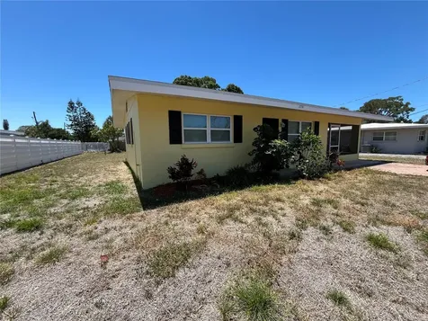2154 Inner Cass Circle Sarasota FL 34231