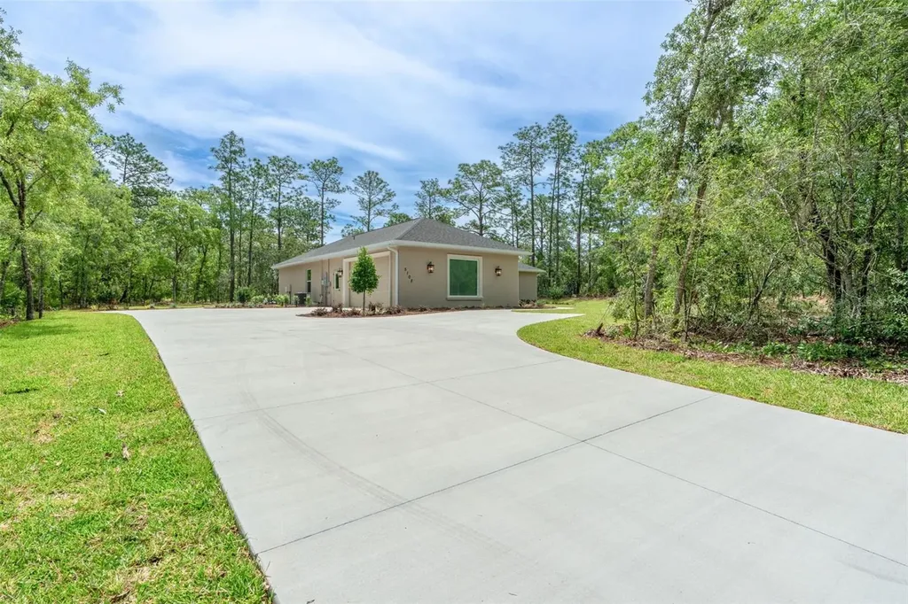 5105 N Princewood Drive Beverly Hills FL 34465