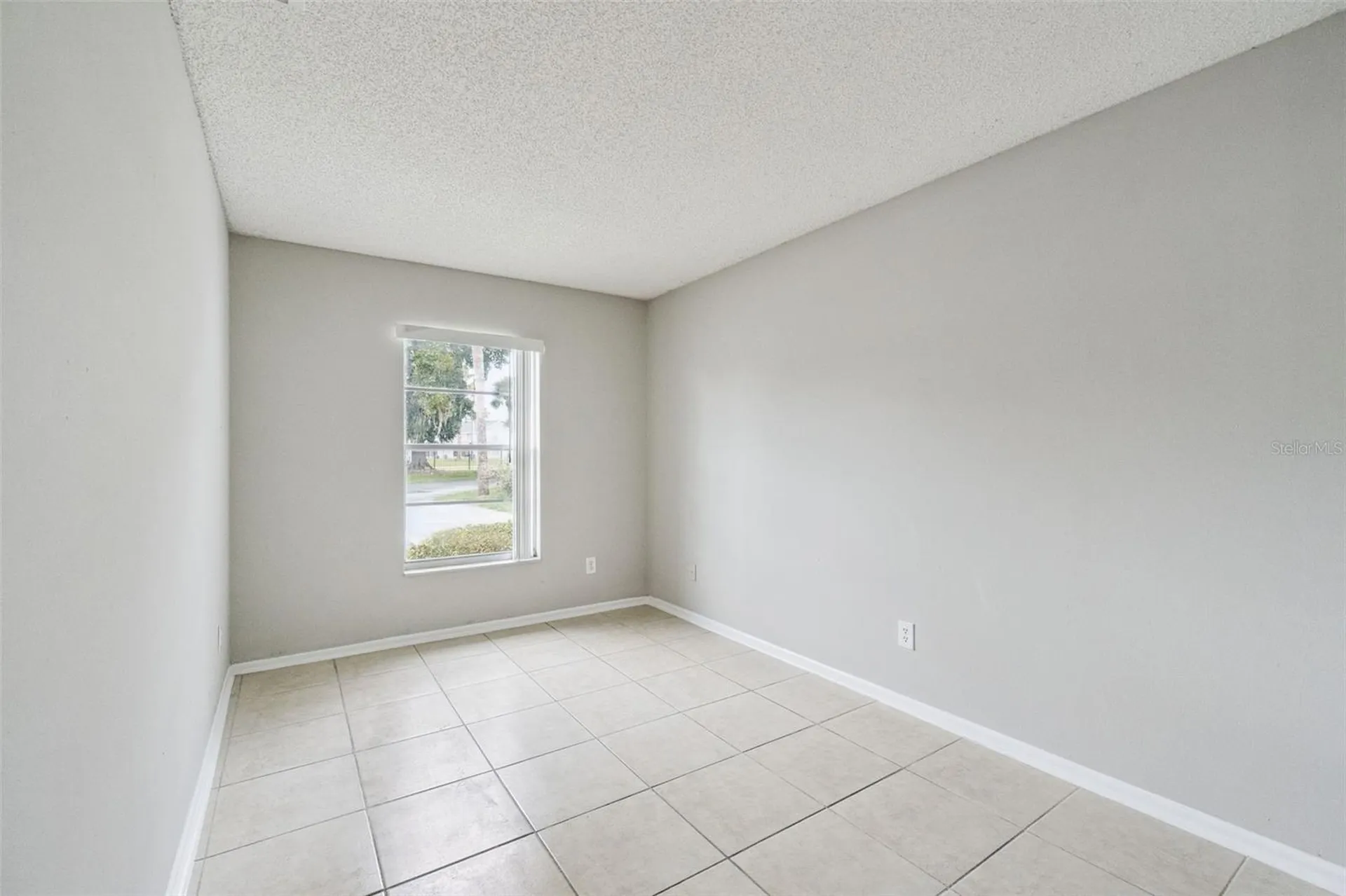 2 Lake Villa Way Kissimmee FL 34743