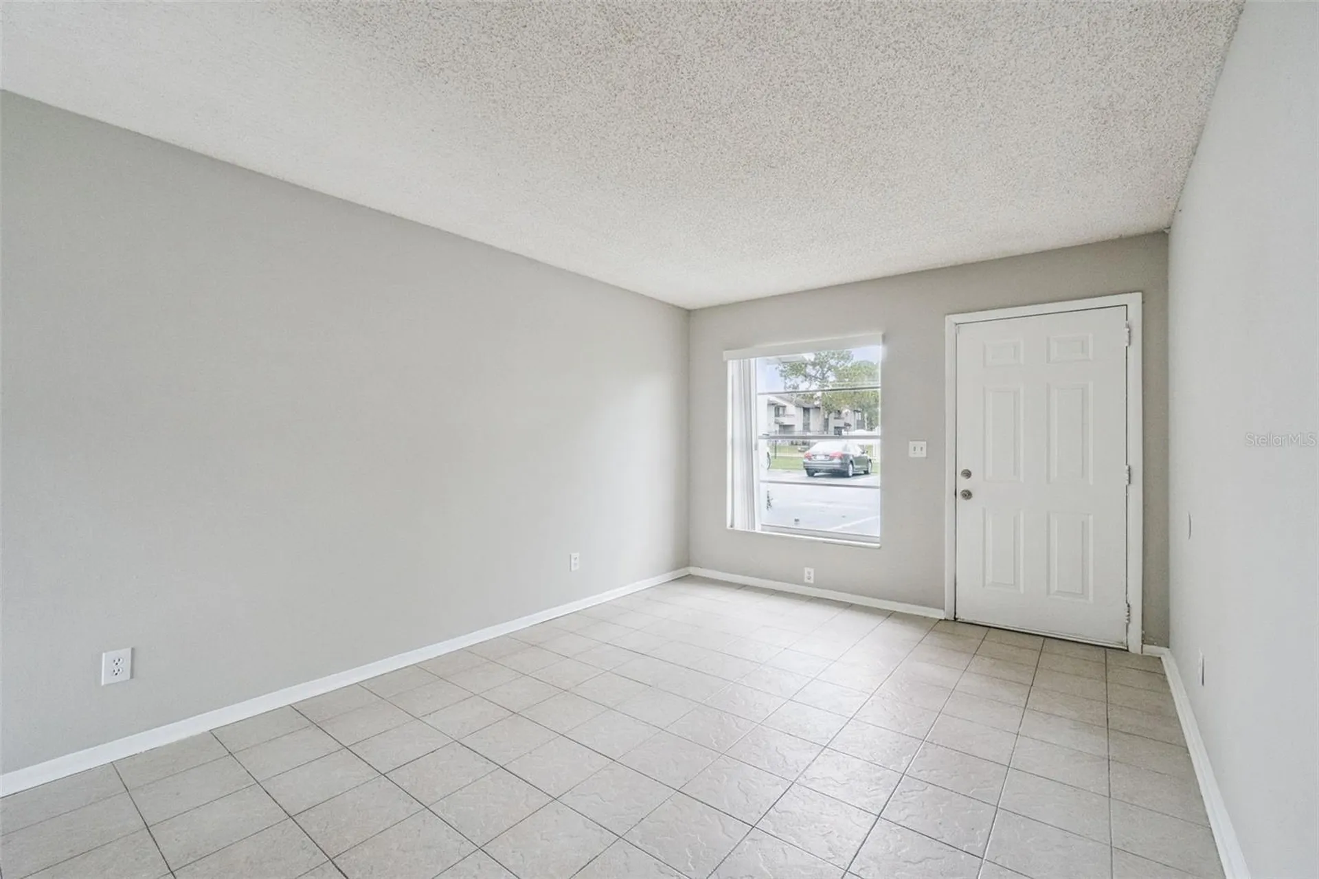 2 Lake Villa Way Kissimmee FL 34743