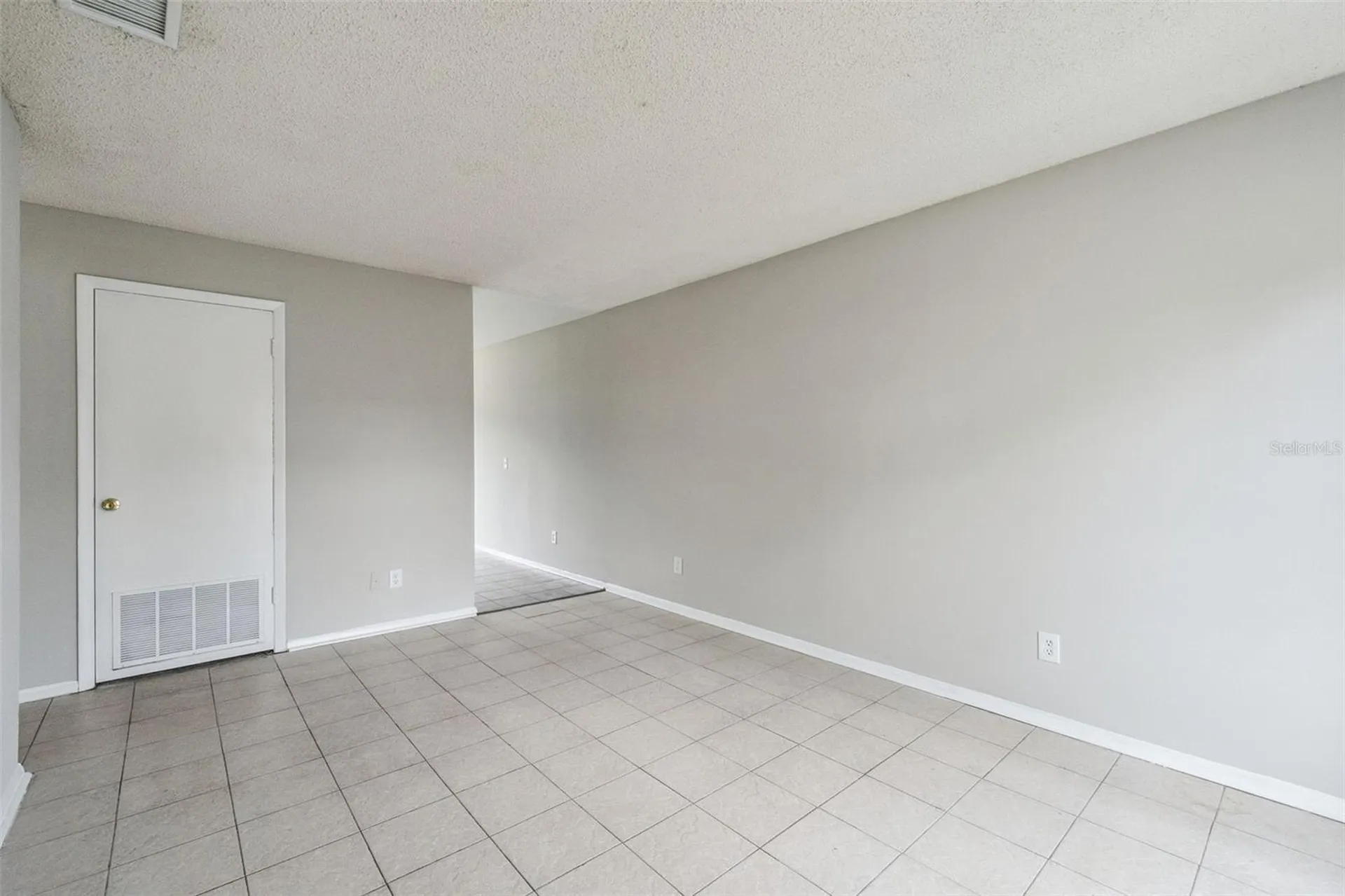 2 Lake Villa Way Kissimmee FL 34743