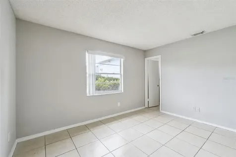 2 Lake Villa Way Kissimmee FL 34743