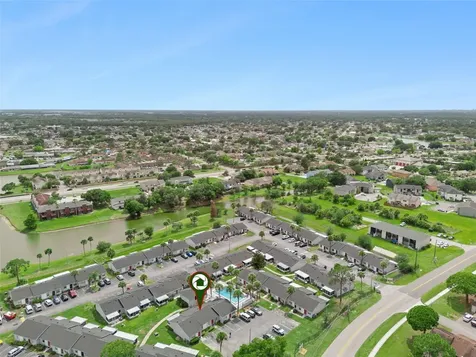 2 Lake Villa Way Kissimmee FL 34743