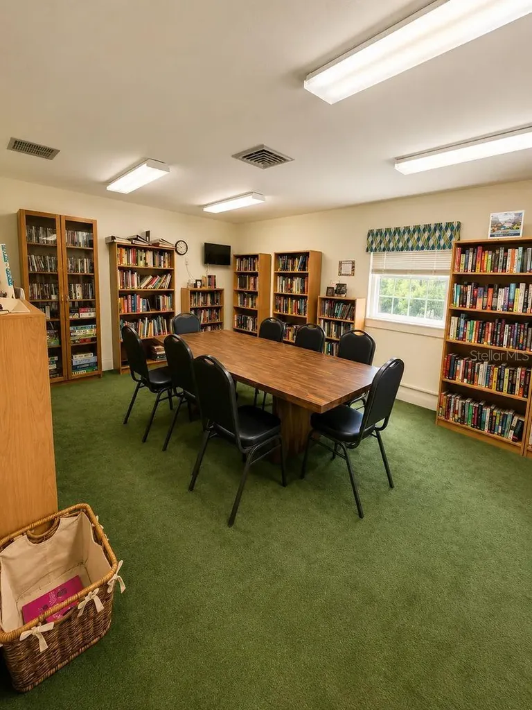 6101 34th Street W Bradenton FL 34210