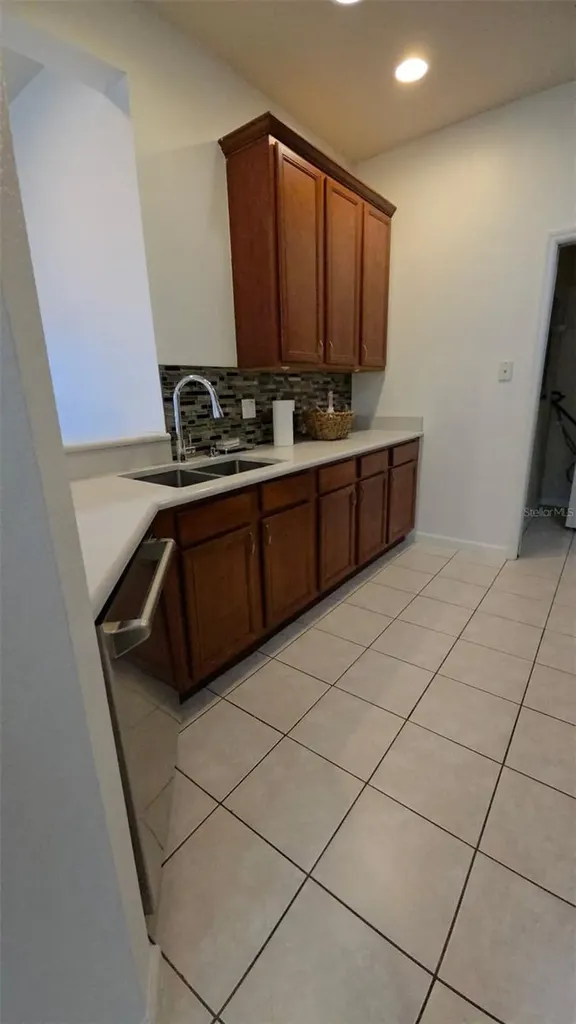 3001 Greystone Loop Kissimmee FL 34741