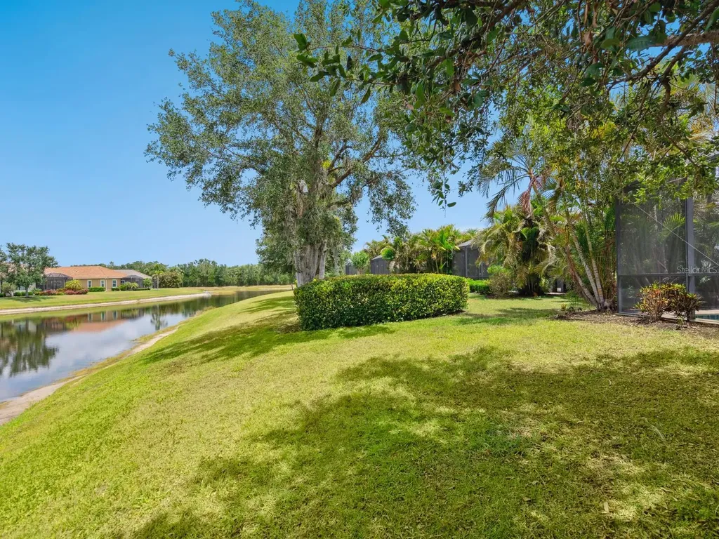 14325 Stirling Drive Lakewood Ranch FL 34202